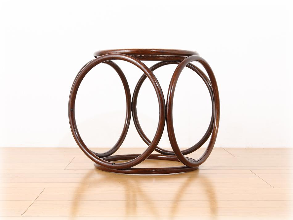 ベントウッド ラウンドフットスツール／オットマン