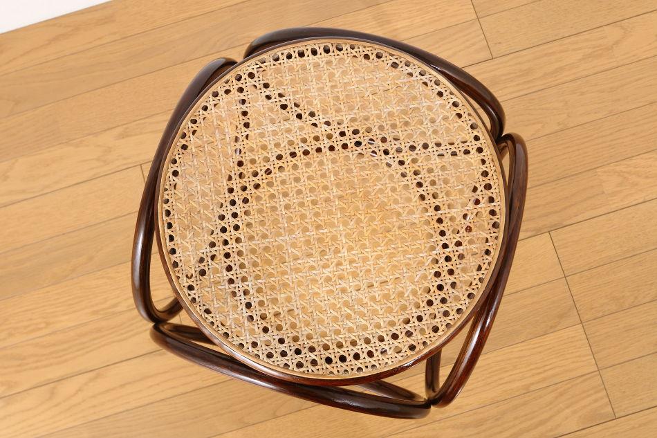 ベントウッド ラウンドフットスツール／オットマン | 6枚目